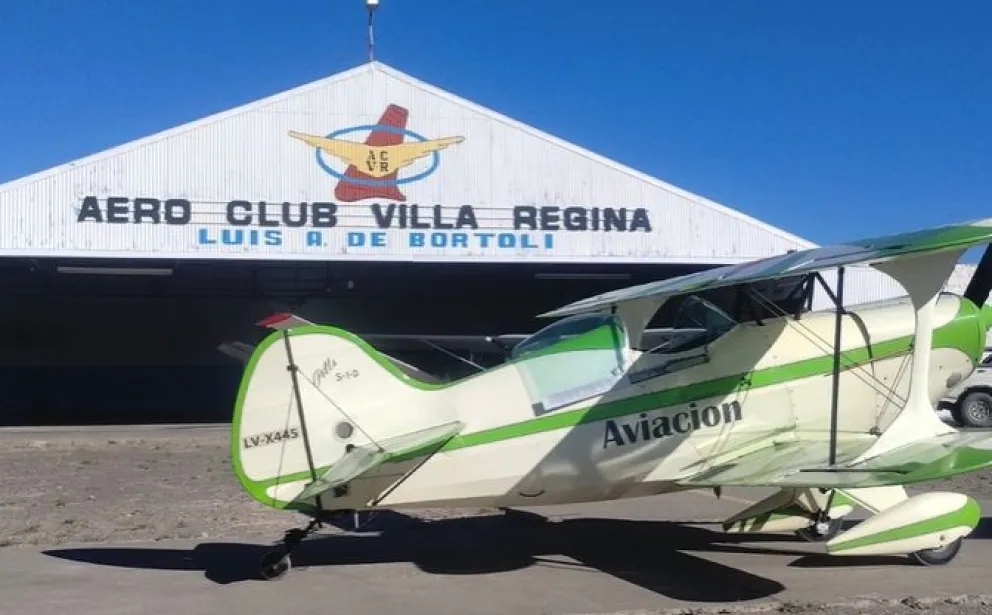 El festival tendrá vuelos acrobáticos y será uno de los atractivos para celebrar los 70 años del Aeroclub Villa Regina. Foto: gentileza