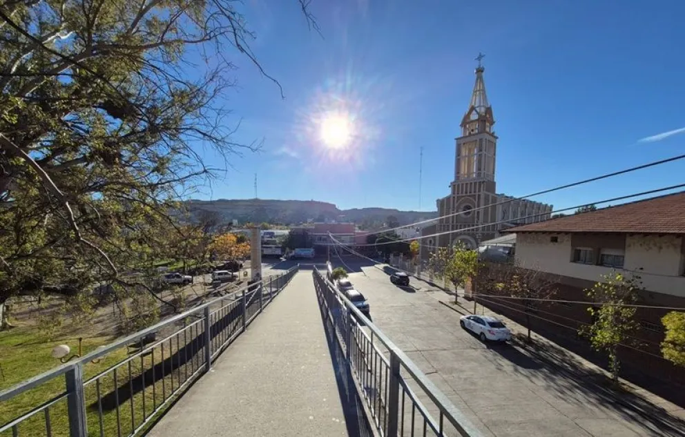 El domingo se presentará con una baja temperatura y el la presencia de sol en la región. Foto: LCR