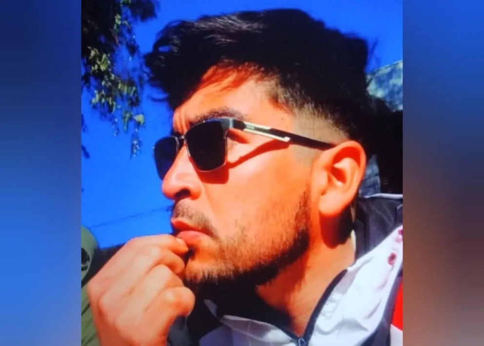 Martín Carrasco (27) fue visto por última vez cerca de la medianoche del Martes en calle Pellegrini al 700 aproximadamente. Foto Policía RN.