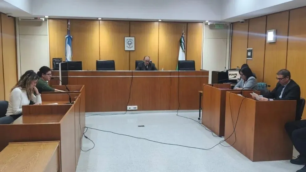 La Fiscalía sostuvo que el acusado habría facilitado una chacra en Paso Córdoba para ocultar vehículos utilizados en distintos robos investigados en el Alto Valle. Foto gentileza Ministerio Público Fiscal