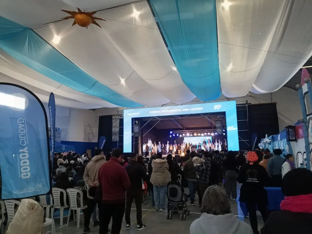 Las actividades se desarrollan en el polideportivo municipal. Foto Municipio Godoy. 