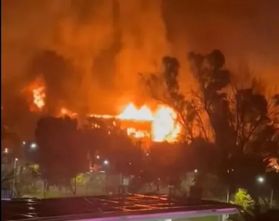 El incendio comenzó alrededor de las 2.30 de la madrugada. Foto: gentileza.