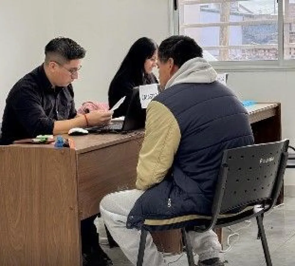 La atención se desarrolló el sábado en el salón comunitario de Ledda. Foto Municipio VR.