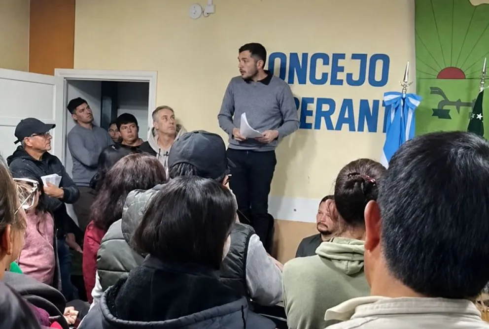 El intendente estuvo en la última sesión del Concejo para explicar el alcance de la ordenanza que se aprobó. Foto: gentileza