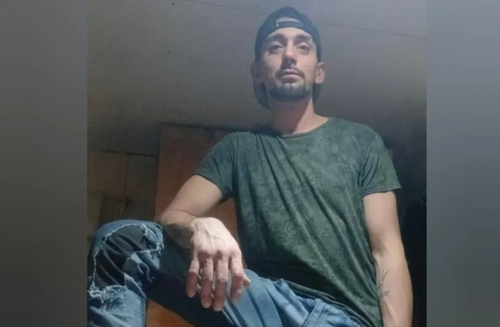 La denuncia sobre la desaparición de Juan Pablo Tello (33) se radicó anoche, minutos después de las 23, en la Comisaría Quinta. Foto gentileza.