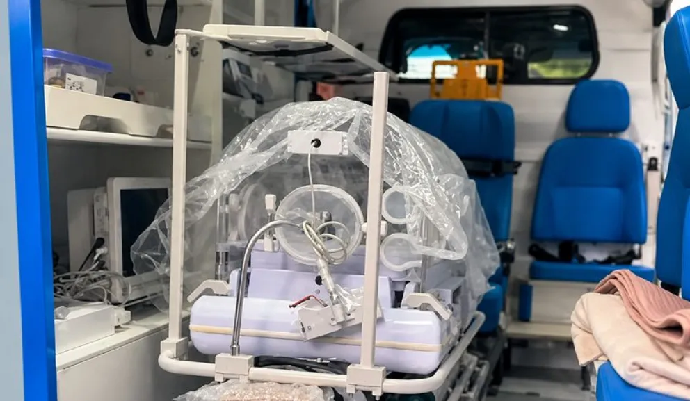 La incubadora estará en el servicio de neonatología del Hospital Área Programa de Regina para el traslado a centros de mayor complejidad. Foto: gentileza