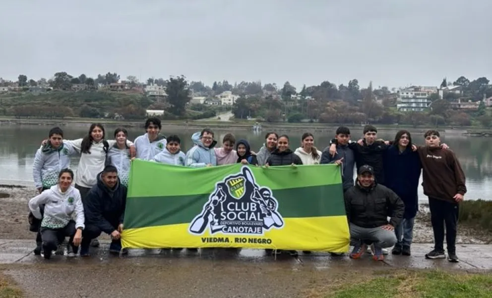 Integrantes de los tres clubes que representarán a Río Negro en Campeonato Argentino de Canotaje, concentraron el fin de semana en Viedma. Foto: gentileza
