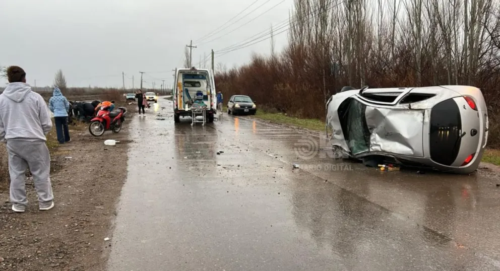 El choque del Ford Ka ocurrió en la Ruta Provincial 65 alrededor de las 9,30. Foto gentileza.
