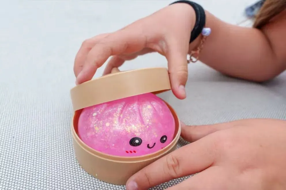 El "Squeezy Dumpling", un juguete antiestrés viral / imagen archivo