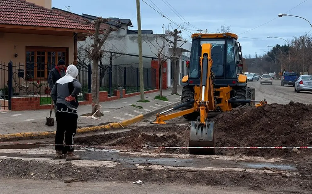 El programa de reconstrucción de badenes sigue en marcha para mejorar la transitabilidad de la zona céntrica de Chichinales. Foto: gentileza