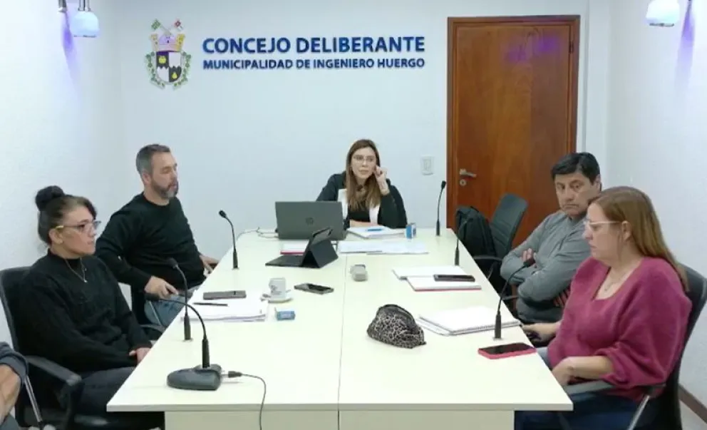 Los concejales oficialistas y de la oposición descartaron tener vinculación con una hoja con nombres que encontró la intendente Silvia Penilla. Foto: gentileza