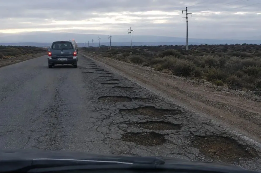 El gobernador comentó cuáles son las acciones que se llevarán adelante en las rutas nacionales a reparar. (Foto: C. Rossi. ANR)