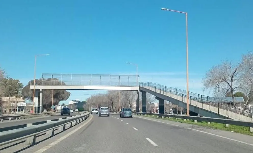 Uno de los tres radares se ubicar&aacute; en Ruta 22, entre Rivadavia y la rotonda. Foto LCR.