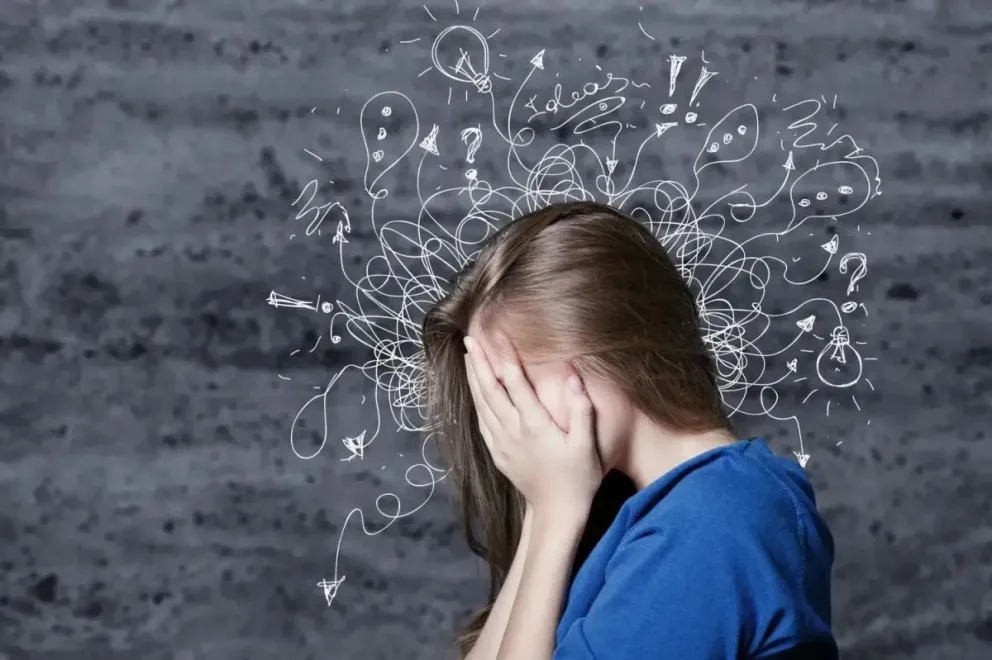 Un estudio de la Universidad de Buenos Aires reveló que casi seis de cada diez personas encuestadas presentan alteraciones del sueño y advirtió sobre las dificultades económicas para acceder a tratamientos de salud mental. Foto: ilustrativa (web).