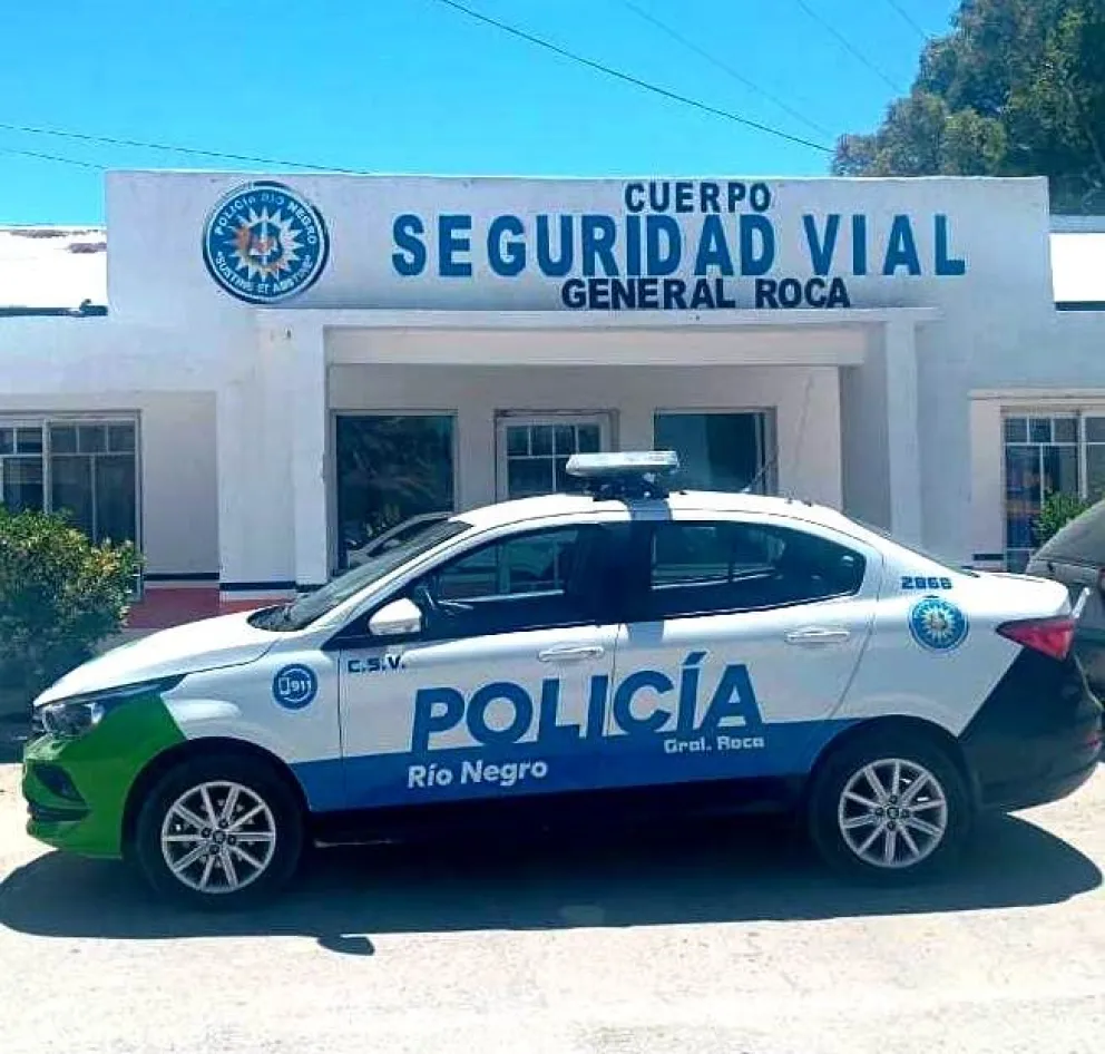 El procedimiento se llevó a cabo a las 18,30 en el Km. 1177, frente a la Caminera de Roca. Foto Policía RN.