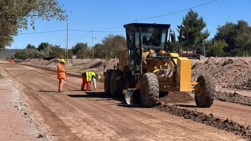 El IPPV llamó a licitación la ejecución de obras para dotar con servicios básicos a lotes en Mainqué y Regina. Foto: gentileza