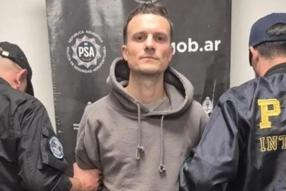 La primera foto que se conoció de Juan Manuel Reverter, tras su detención por parte de la Policía Federal. Foto Policía Federal Argentina.